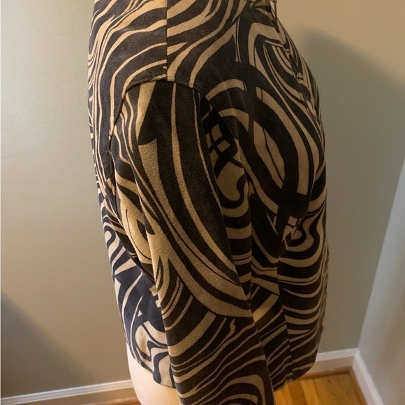 Nine West leather suede jkt & skirt..size 10, and 6 - Picture 11 of 14